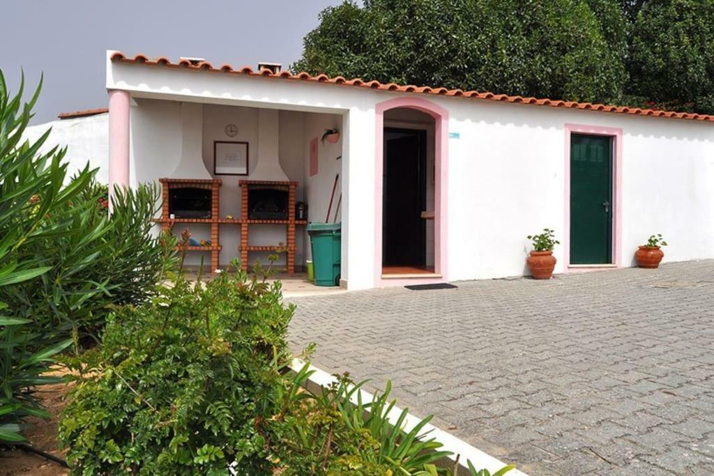 Coral Villa Ерисейра Екстериор снимка